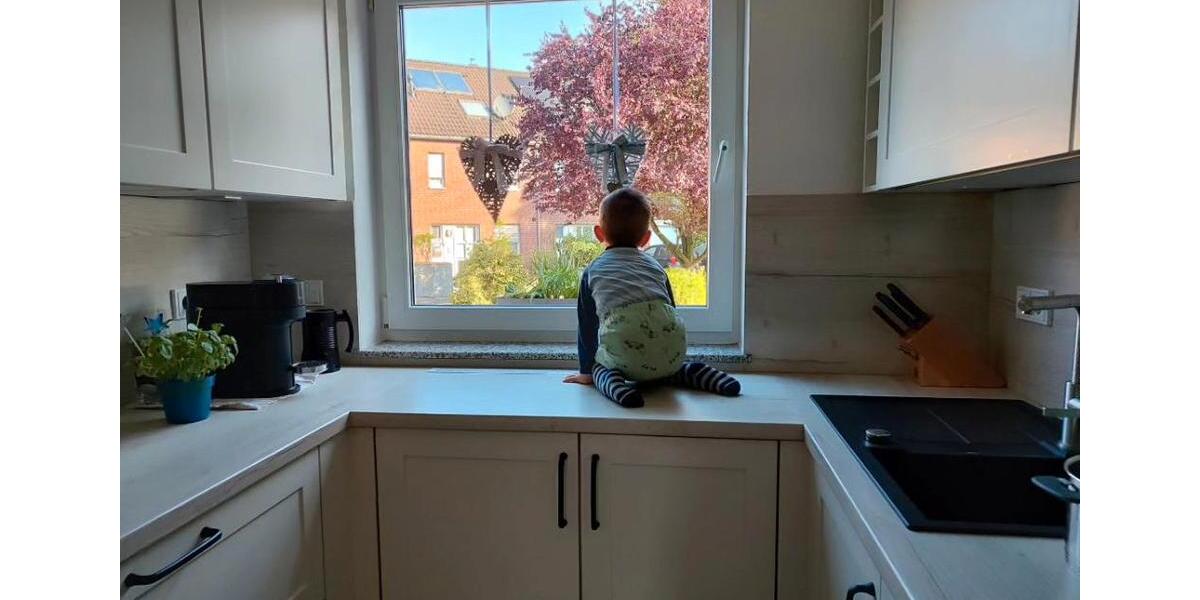 Reihenhaus Essen Stadtbezirk V - 6 Zimmer, 102 m&sup2;, 1.800&euro; | Angebot:26020617