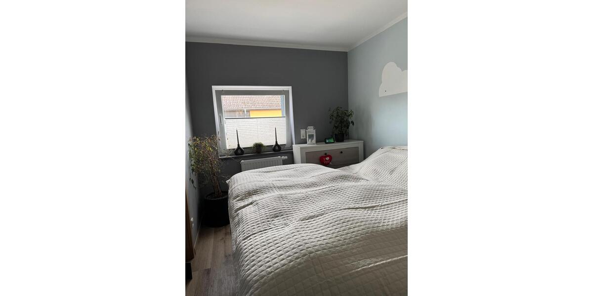 Reihenhaus Duisburg Beeck - 3 Zimmer, 71 m&sup2;, 275.000&euro; | Angebot:26755199