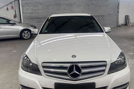 Mercedes-Benz C 180 206.000 km 6.700 &euro; Hünxe 46569