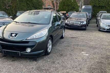 Peugeot 207 141.000 km 2.199 &euro; Essen 45355