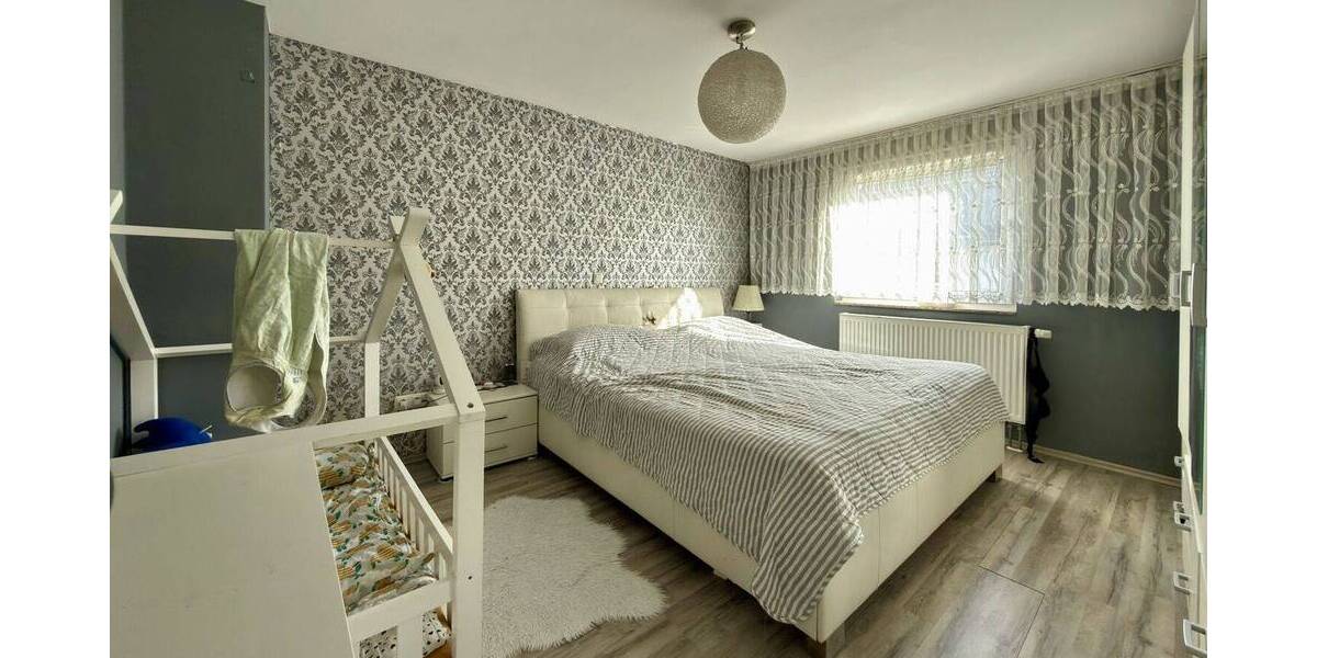 Doppelhaushälfte Duisburg / Huckingen Huckingen - 5 Zimmer, 127 m&sup2;, 359.000&euro; | Angebot:26128658