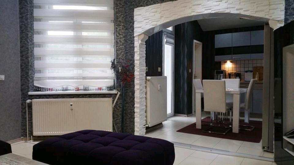 Erdgeschoßwohnung Duisburg Ruhrort - 3 Zimmer, 82 m&sup2;, 1.350&euro; | Angebot:26693906
