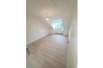 Dachgeschoßwohnung Duisburg Rheinhausen - 2 Zimmer, 45 m&sup2;, 360&euro; | Angebot:26689646