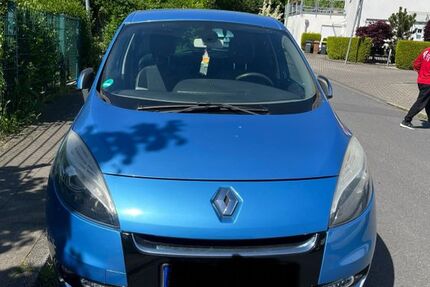 Renault Scenic 220.000 km 2.650 &euro; Essen 45359