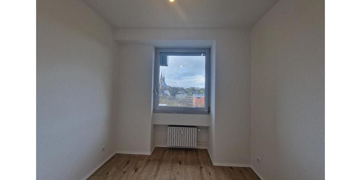 Etagenwohnung Essen Stadtbezirk VII - 3 Zimmer, 83 m&sup2;, 700&euro; | Angebot:26046676