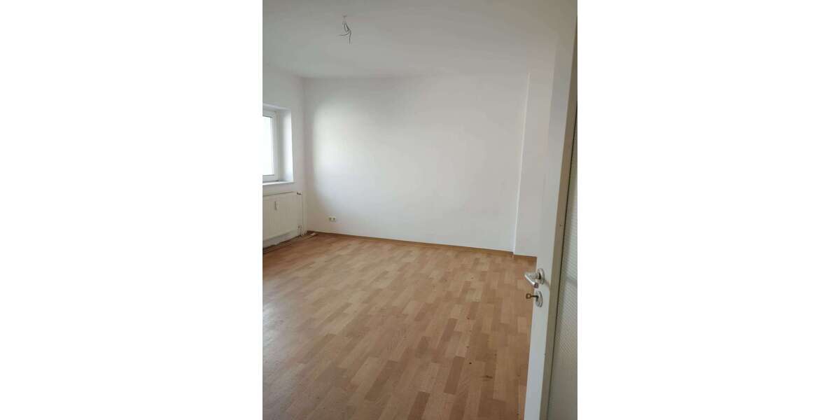 Etagenwohnung Duisburg Hamborn - 3 Zimmer, 67 m&sup2;, 600&euro; | Angebot:25286613