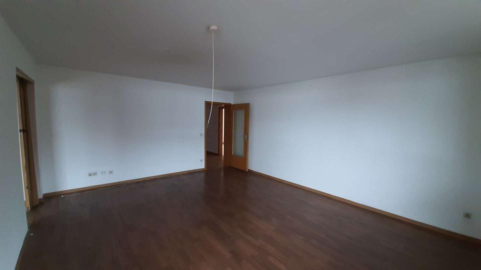 Etagenwohnung Duisburg Hamborn - 2 Zimmer, 72 m&sup2;, 442&euro; | Angebot:24380232