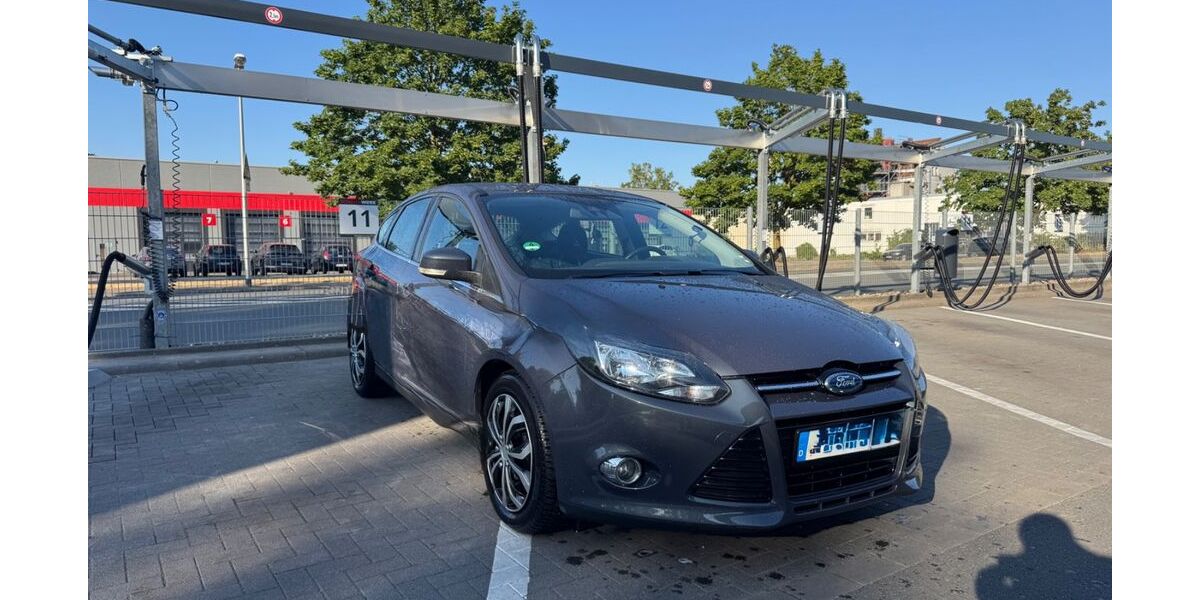 Ford Focus 197.000 km 5.100 &euro; Witten 58453