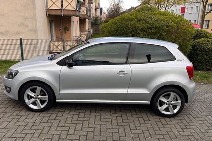 VW Polo 23.000 km 9.999 &euro; Essen 45143