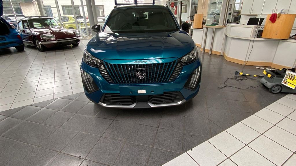 Peugeot 2008 24.300 km 16.990 &euro; Gelsenkirchen 45892