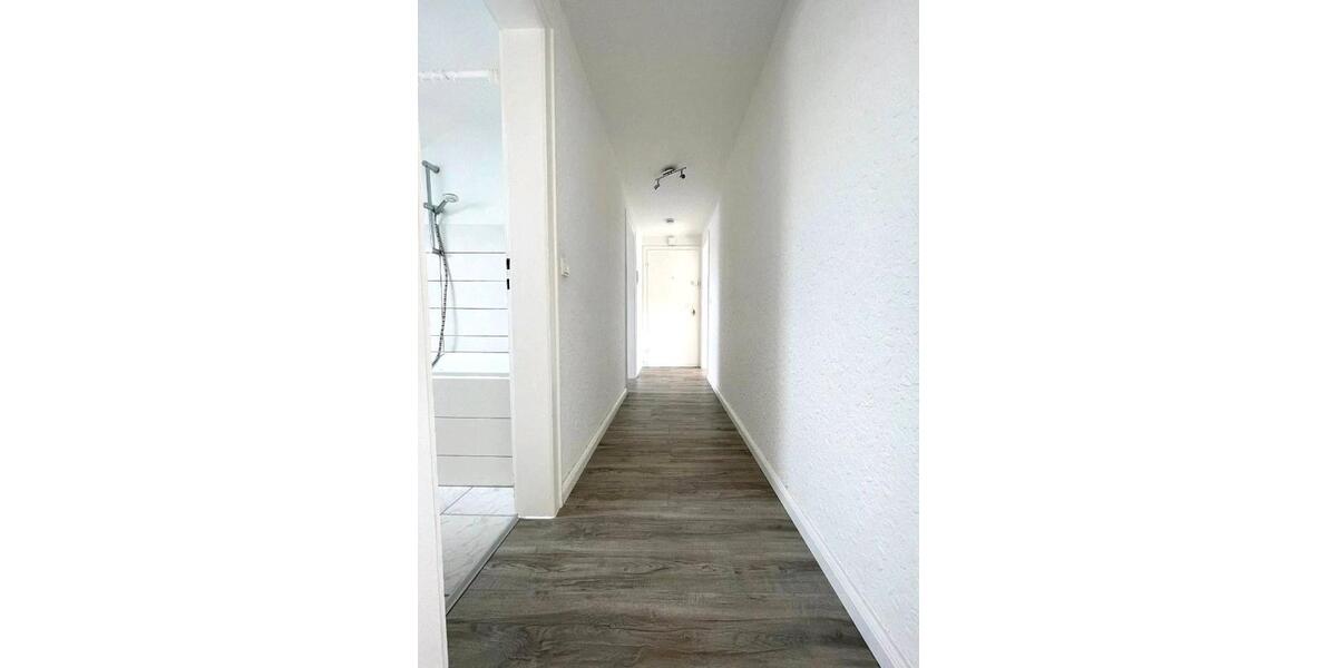 Dachgeschoßwohnung Heiligenhaus - 2.5 Zimmer, 49 m&sup2;, 570&euro; | Angebot:26606763