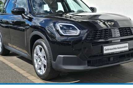 Mini Countryman C 24.096 km 32.990 &euro; Dinslaken 46535