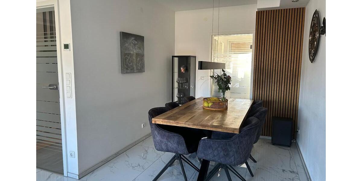 Reihenhaus Duisburg Rheinhausen - 6 Zimmer, 141 m&sup2;, 458.500&euro; | Angebot:26243739