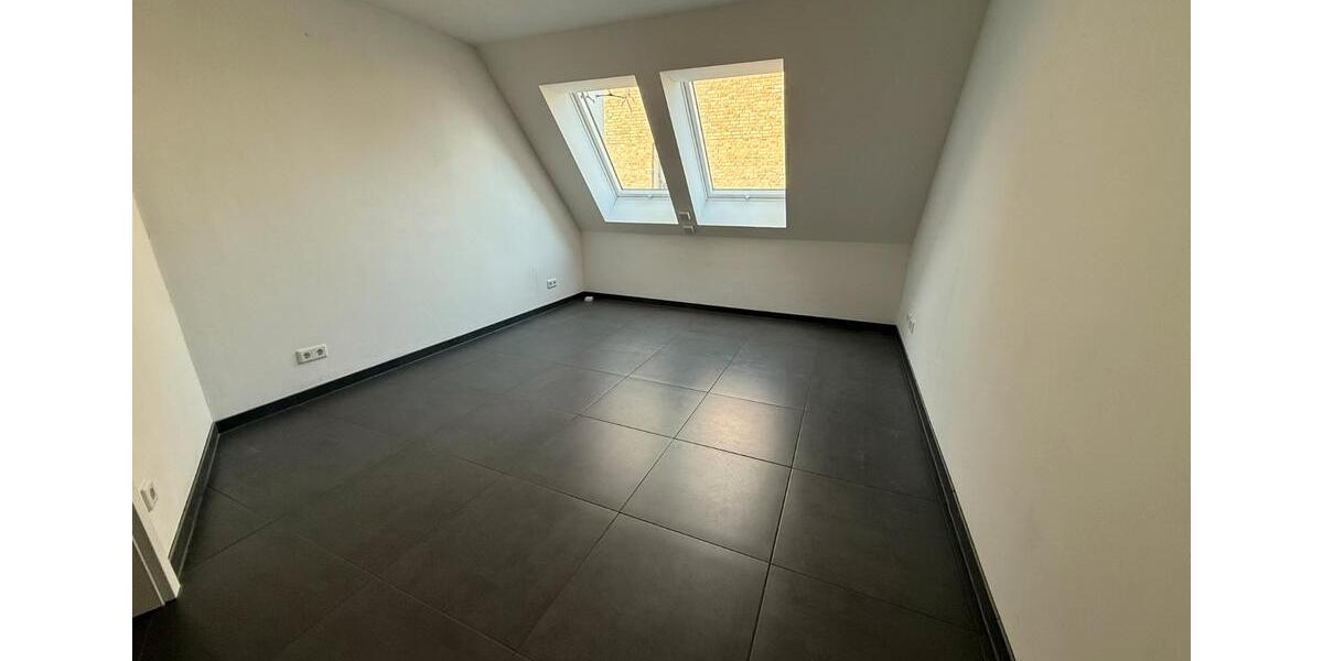 Etagenwohnung Hünxe - 4 Zimmer, 105 m&sup2;, 1.295&euro; | Angebot:26522788