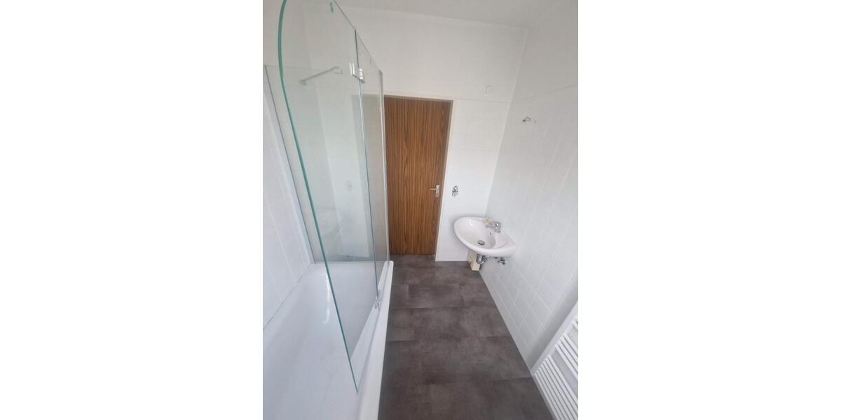 Dachgeschoßwohnung Wesel Fusternberg - 2 Zimmer, 60 m&sup2;, 670&euro; | Angebot:26024027