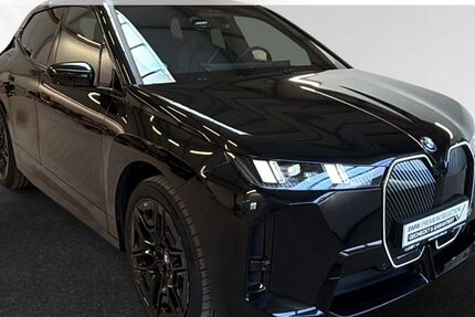 BMW iX 3.648 km 69.800 &euro; Wesel 46485