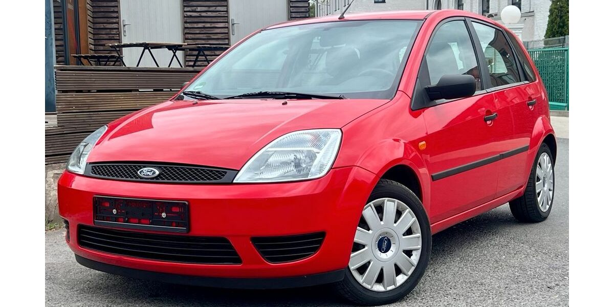 Ford Fiesta 29.501 km 4.850 &euro; Gelsenkirchen 45884