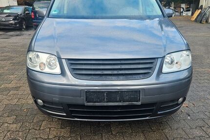 VW Touran 220.666 km 1.490 &euro; Bottrop 46236