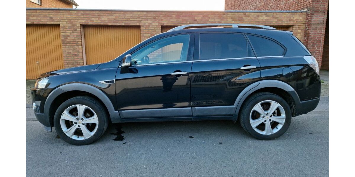 Chevrolet Captiva 186.000 km 8.399 &euro; Gelsenkirchen 45881