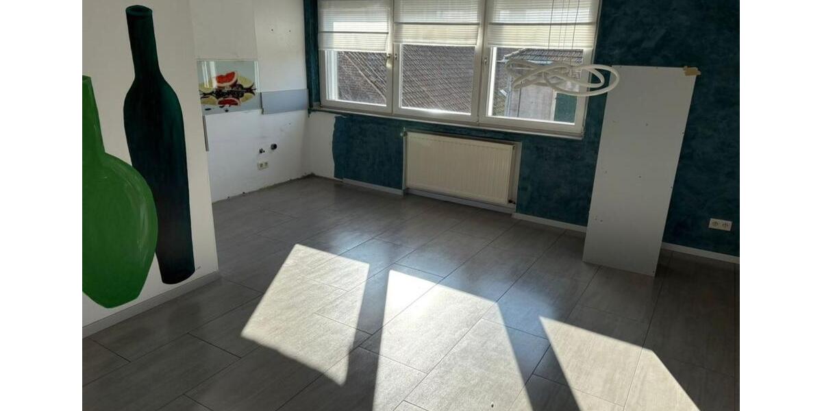 Etagenwohnung Duisburg Walsum - 5 Zimmer, 125 m&sup2;, 1.430&euro; | Angebot:25891647