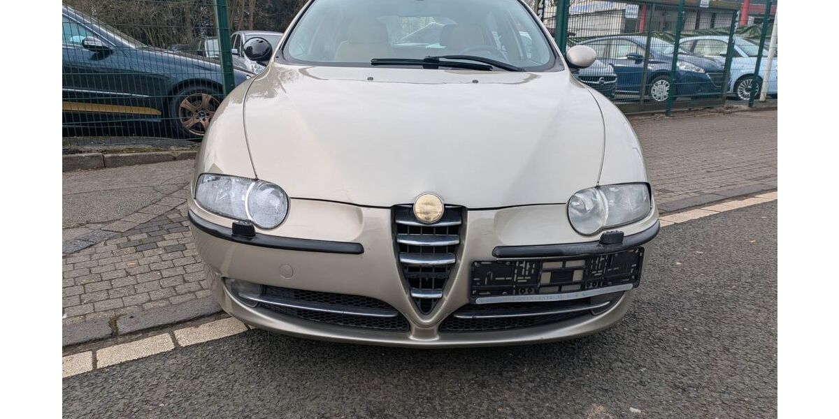Alfa Romeo 147 154.000 km 1.990 &euro; Essen 45359