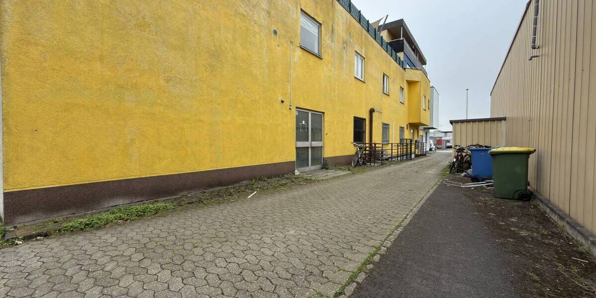 Einfamilienhaus Oberhausen Lirich-Nord - 9 Zimmer, 2.300&euro; | Angebot:26585910