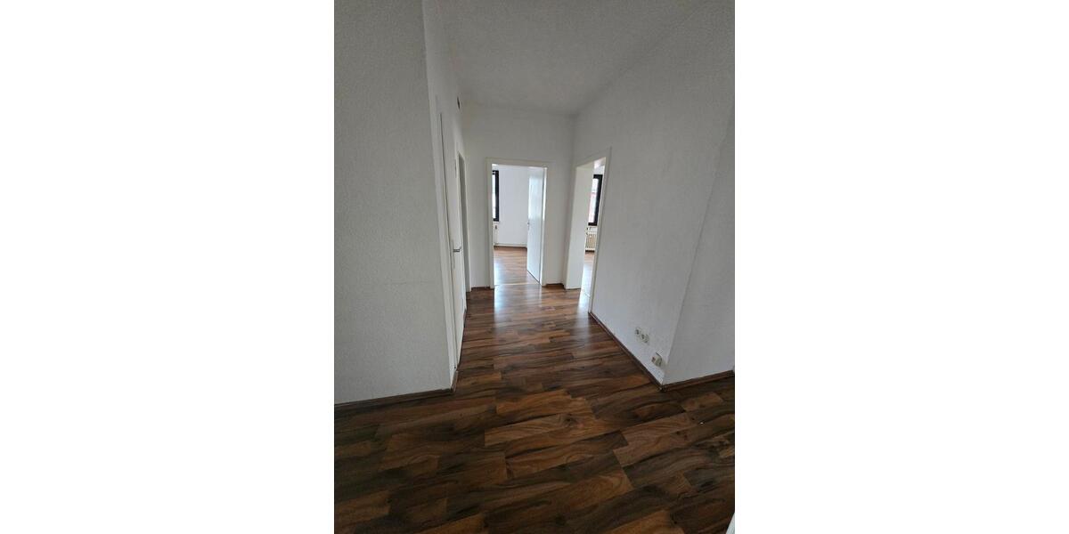 Etagenwohnung Duisburg Laar - 3.5 Zimmer, 82 m&sup2;, 600&euro; | Angebot:26694679