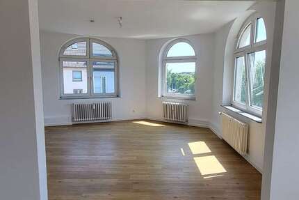 Wohnung Duisburg Neudorf-Nord - 2.5 Zimmer, 82 m&sup2;, 600&euro; | Angebot:26118927