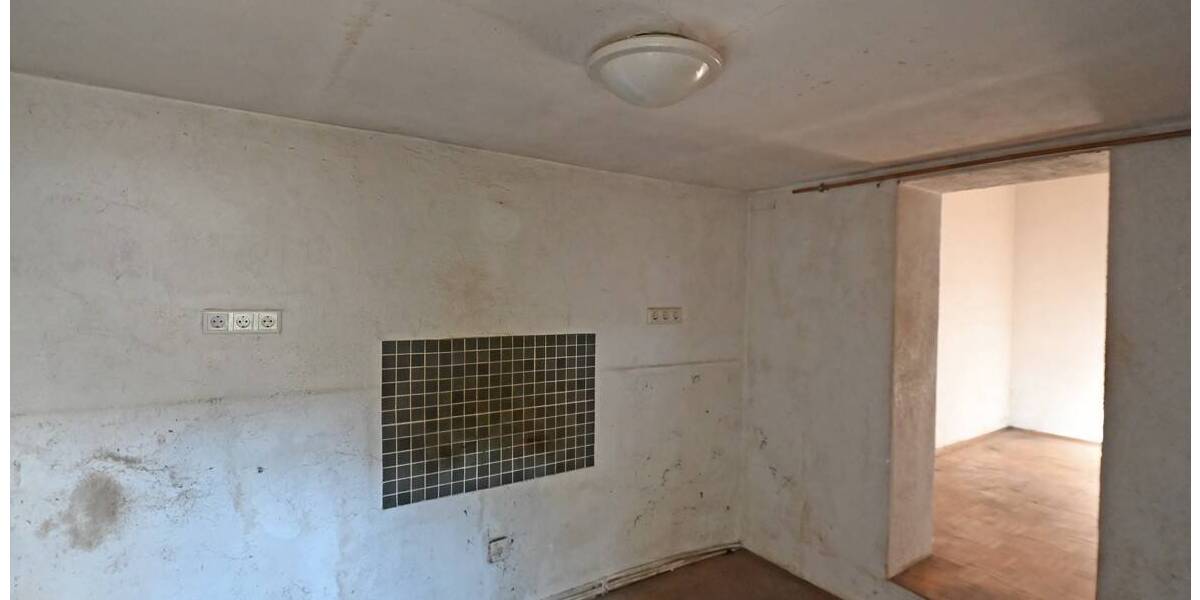 Doppelhaushälfte Essen Frillendorf - 4 Zimmer, 72 m&sup2;, 175.000&euro; | Angebot:26201977