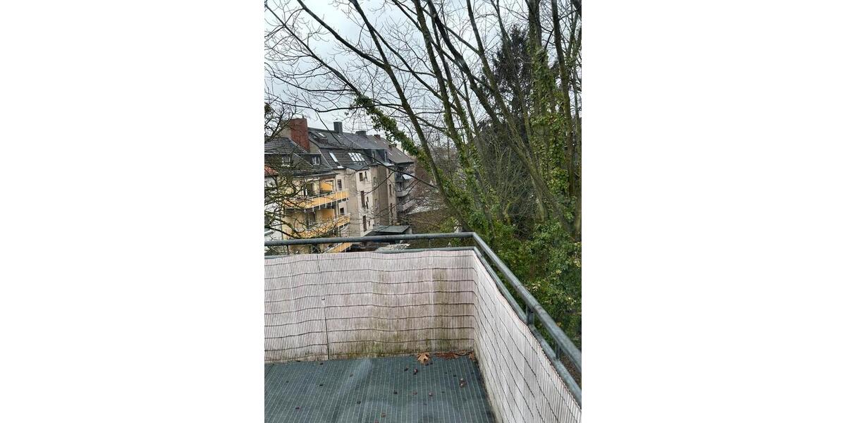 Dachgeschoßwohnung Essen Stadtkern - 2 Zimmer, 58 m&sup2;, 540&euro; | Angebot:26025037