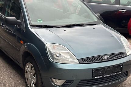 Ford Fiesta 140.000 km 1.550 &euro; Essen 45326