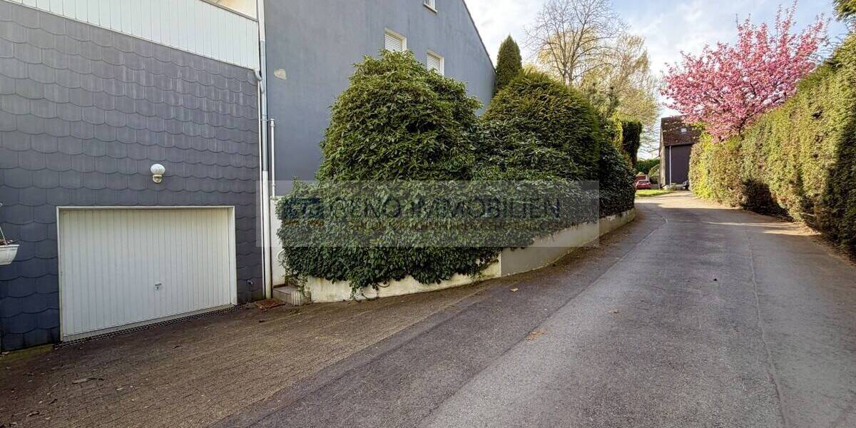 Mehrfamilienhaus, Wohnhaus Essen Burgaltendorf - 9 Zimmer, 184 m&sup2;, 560.000&euro; | Angebot:26208405