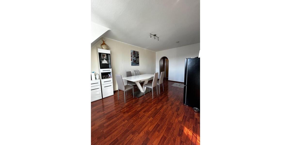 Dachgeschoßwohnung Bottrop Boy - 4 Zimmer, 75 m&sup2;, 650&euro; | Angebot:26041651