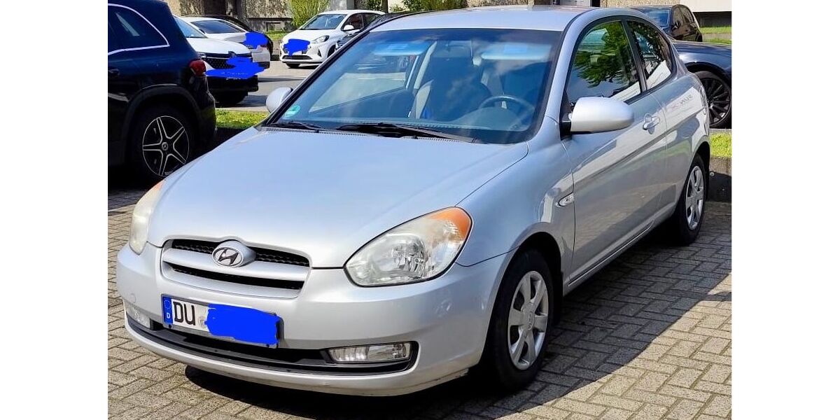 Hyundai Accent 162.000 km 1.450 &euro; Duisburg 47179