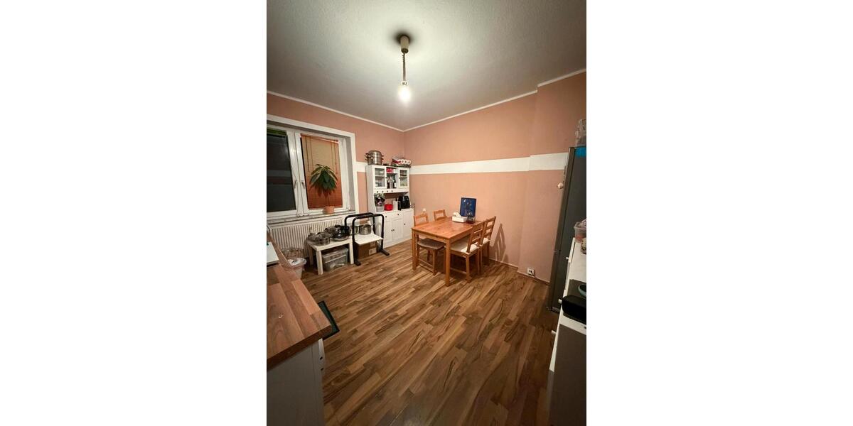 Etagenwohnung Essen Südviertel - 1.5 Zimmer, 38 m&sup2;, 90.000&euro; | Angebot:25846718