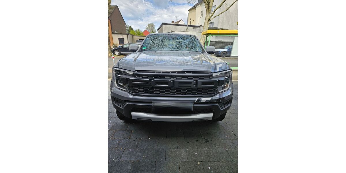 Ford Raptor 14.738 km 54.000 &euro; Oberhausen 46049