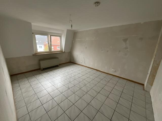 Etagenwohnung Essen Stadtbezirk III - 2 Zimmer, 63 m&sup2;, 519&euro; | Angebot:24410012