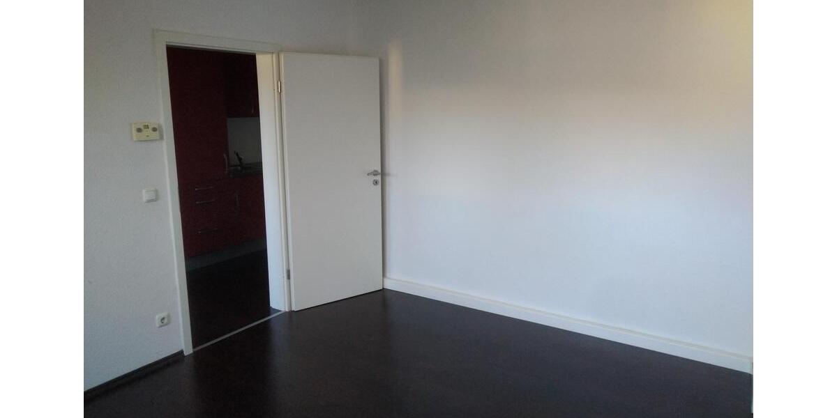 Dachgeschoßwohnung Essen Stadtbezirk II - 2 Zimmer, 40 m&sup2;, 550&euro; | Angebot:26033818