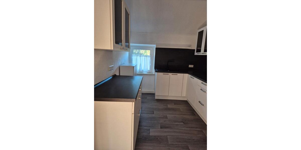 Dachgeschoßwohnung Bochum Eppendorf - 3 Zimmer, 85 m&sup2;, 1.050&euro; | Angebot:26149257