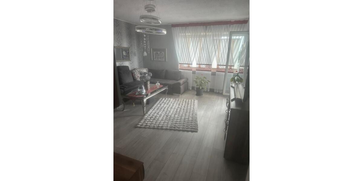 Etagenwohnung Duisburg Walsum - 5.5 Zimmer, 130 m&sup2;, 240.000&euro; | Angebot:23205437