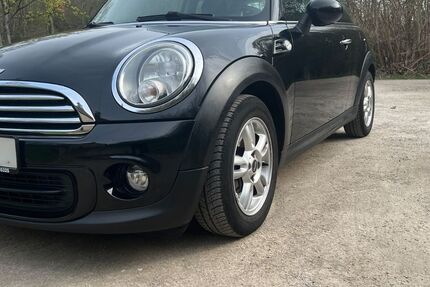 Mini ONE 139.840 km 4.100 &euro; Essen 45136