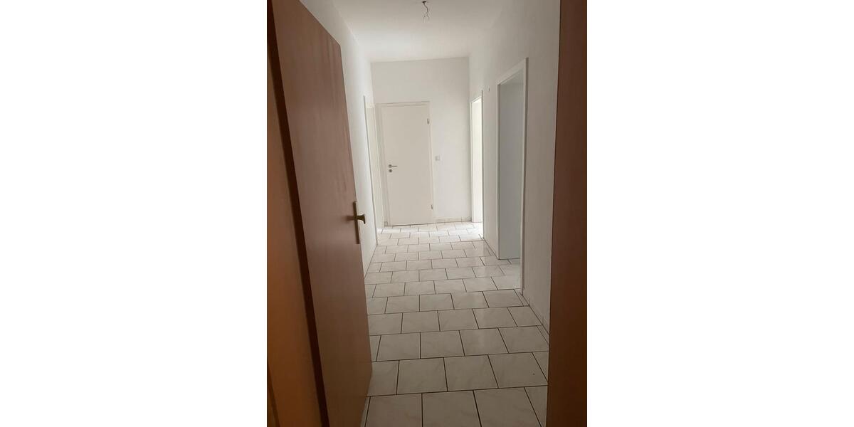 Etagenwohnung Oberhausen - 2 Zimmer, 55 m&sup2;, 490&euro; | Angebot:25369338