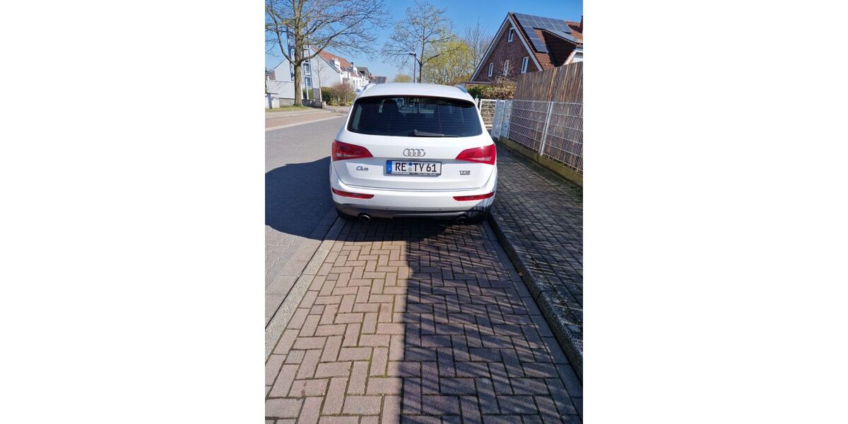 Audi Q5 153.000 km 12.200 &euro; Recklinghausen 45659