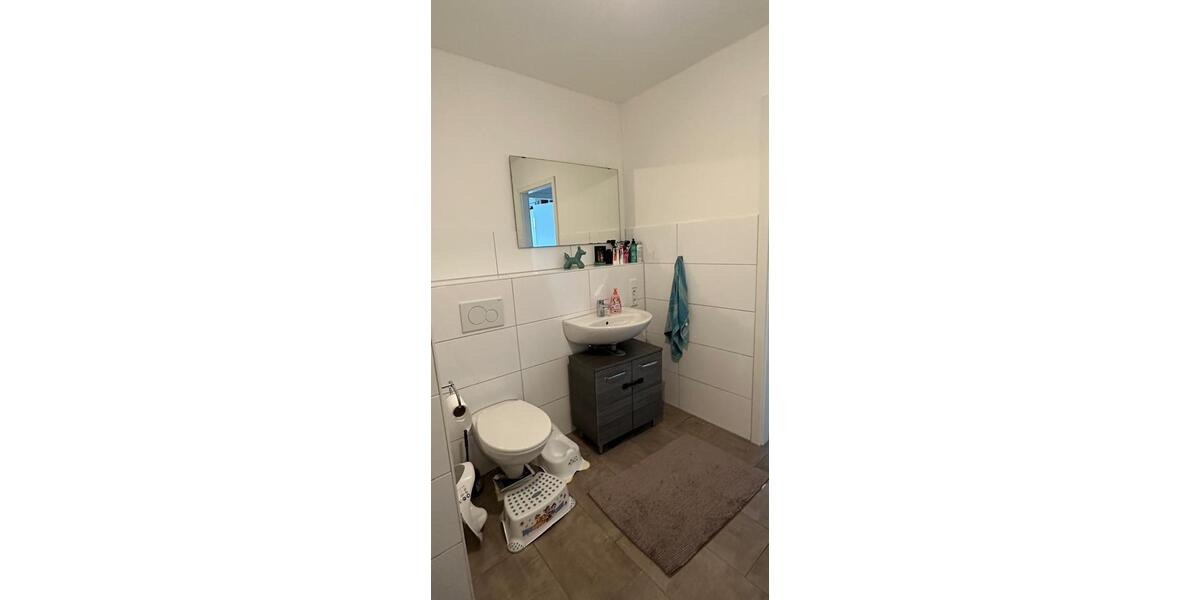 Etagenwohnung Voerde (Niederrhein) - 2 Zimmer, 62 m&sup2;, 355&euro; | Angebot:25539390