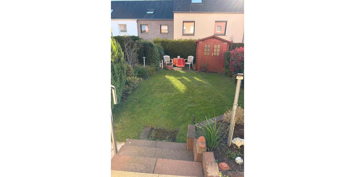 Reihenhaus Essen Stadtbezirk VII - 5.5 Zimmer, 120 m&sup2;, 420.000&euro; | Angebot:26062266