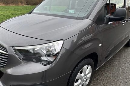 Opel Combo 69.000 km 17.440 &euro; Oberhausen 46149