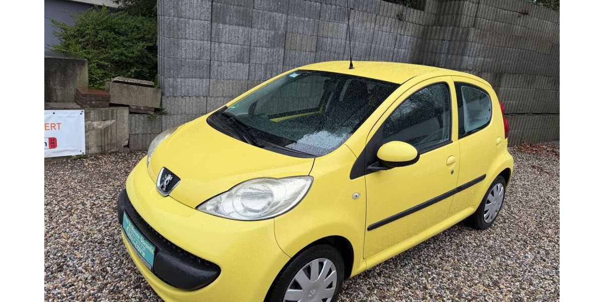 Peugeot 107 75.000 km 1.999 &euro; Essen 45147