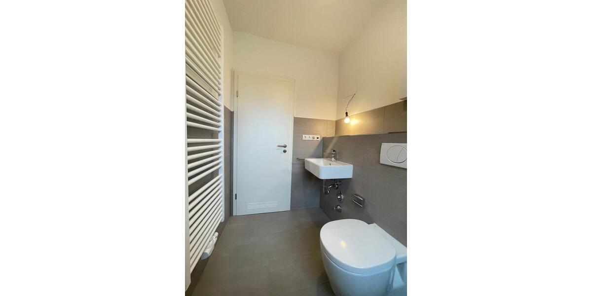 Dachgeschoßwohnung Essen Stadtbezirk III - 2 Zimmer, 56 m&sup2;, 610&euro; | Angebot:25992879