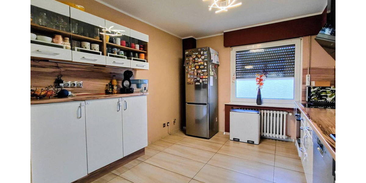 Reihenendhaus Duisburg Hochemmerich - 8 Zimmer, 160 m&sup2;, 498.000&euro; | Angebot:26188390