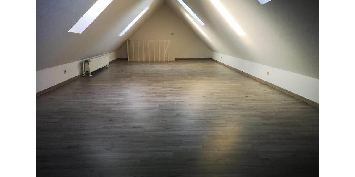 Maisonettenwohnung Duisburg Rheinhausen - 4 Zimmer, 120 m&sup2;, 1.100&euro; | Angebot:26063741
